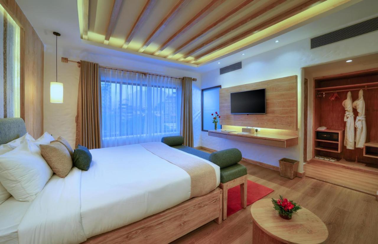 Hotel Barahi Pokhara Eksteriør bilde
