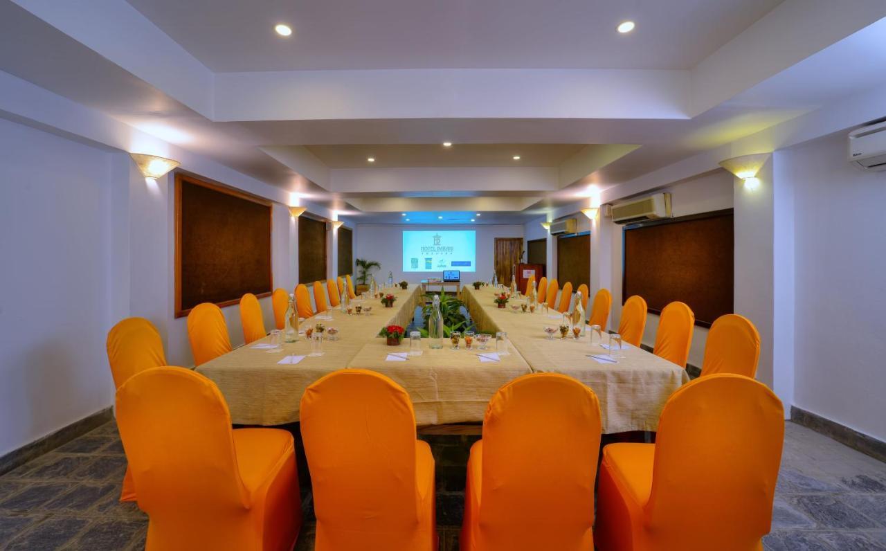 Hotel Barahi Pokhara Eksteriør bilde