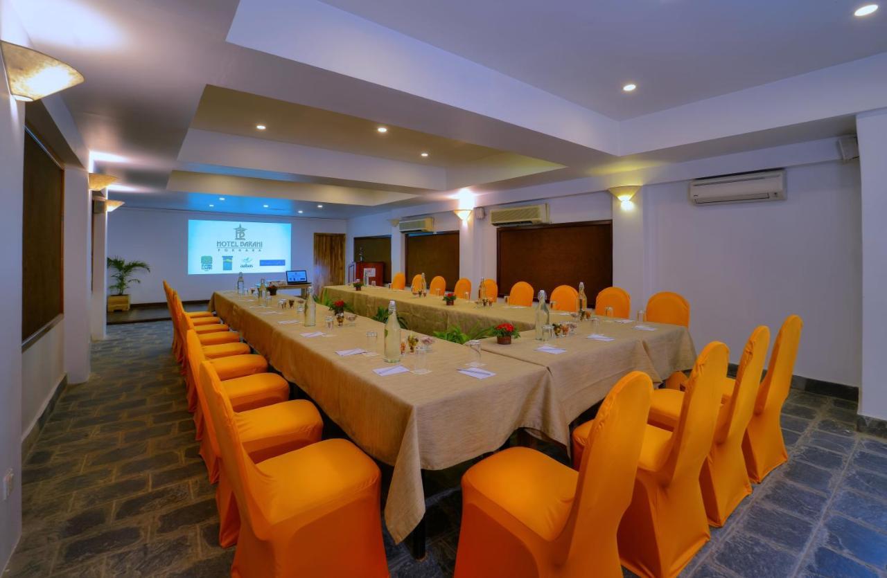 Hotel Barahi Pokhara Eksteriør bilde