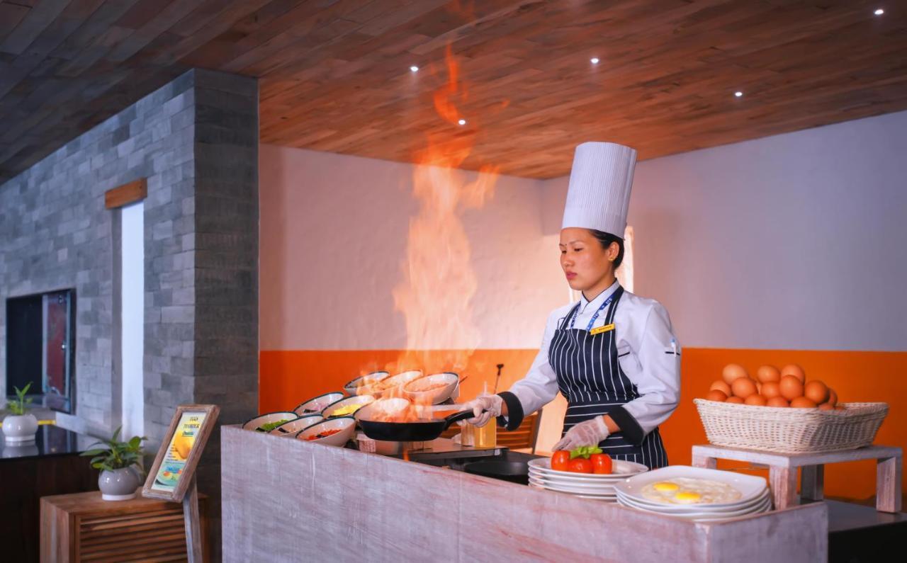 Hotel Barahi Pokhara Eksteriør bilde
