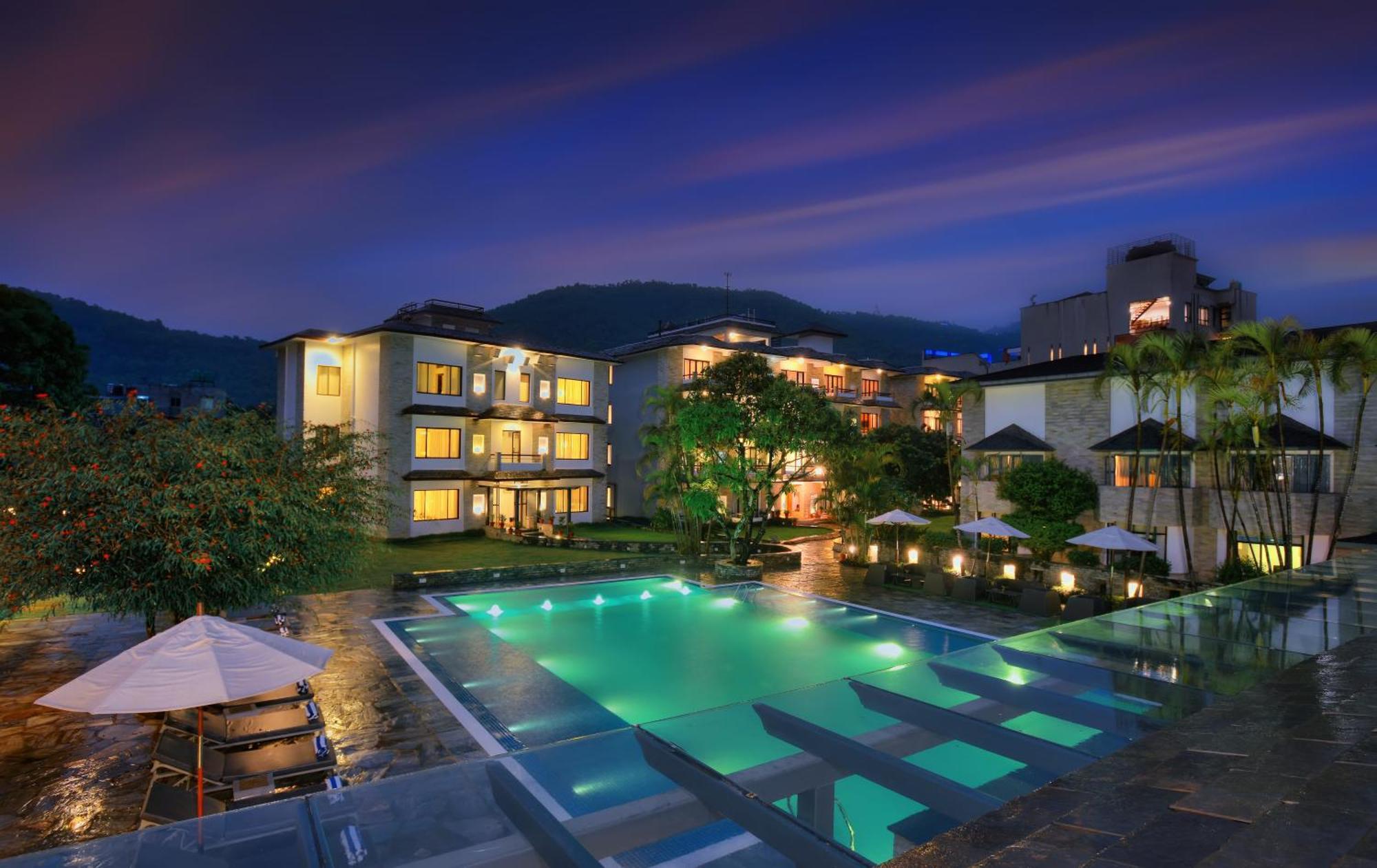 Hotel Barahi Pokhara Eksteriør bilde