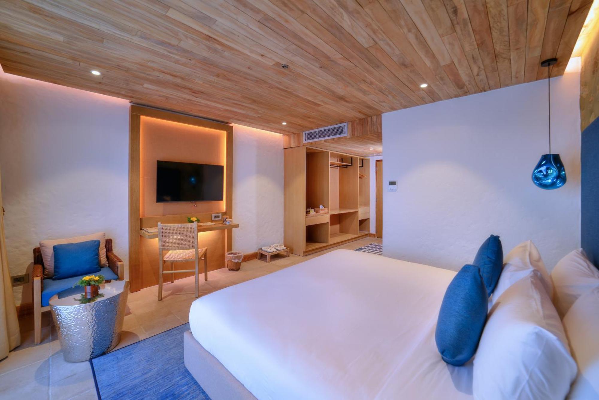 Hotel Barahi Pokhara Eksteriør bilde