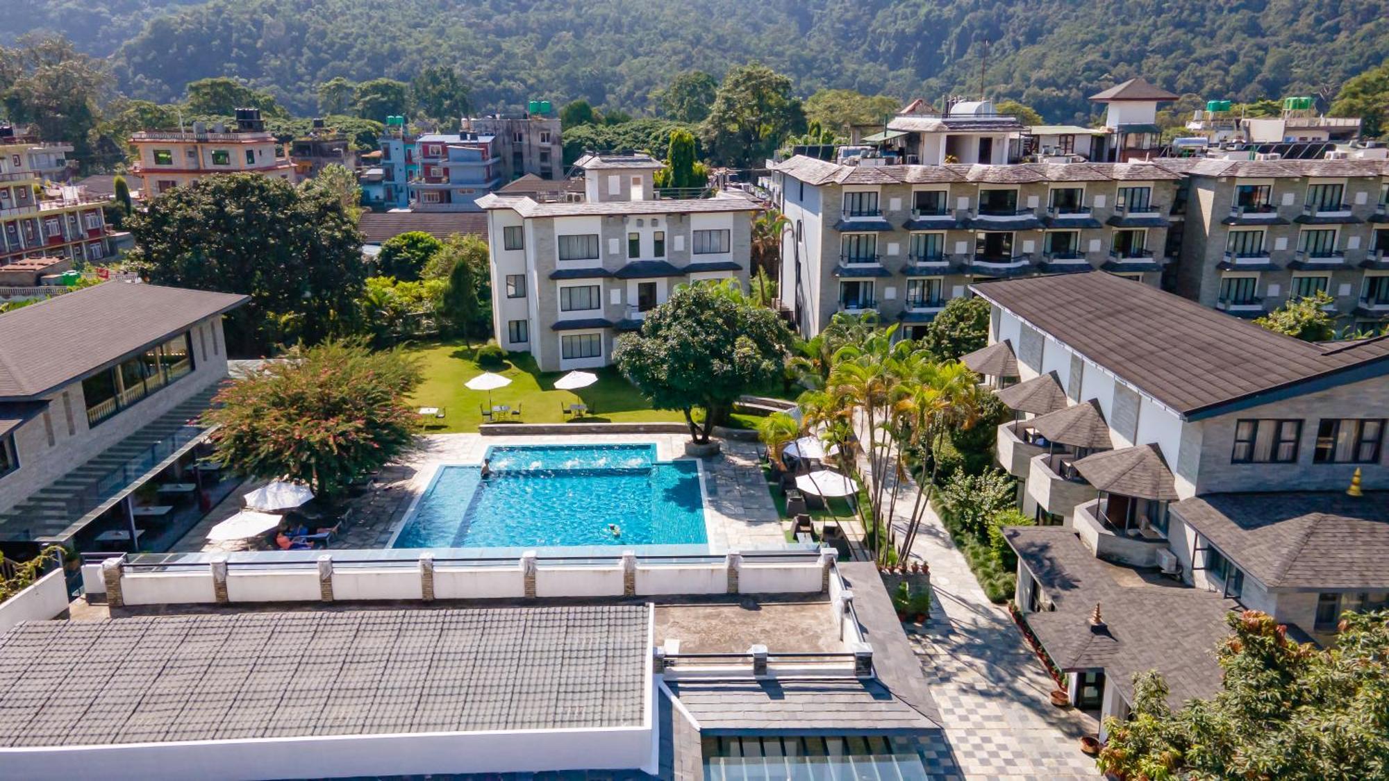 Hotel Barahi Pokhara Eksteriør bilde